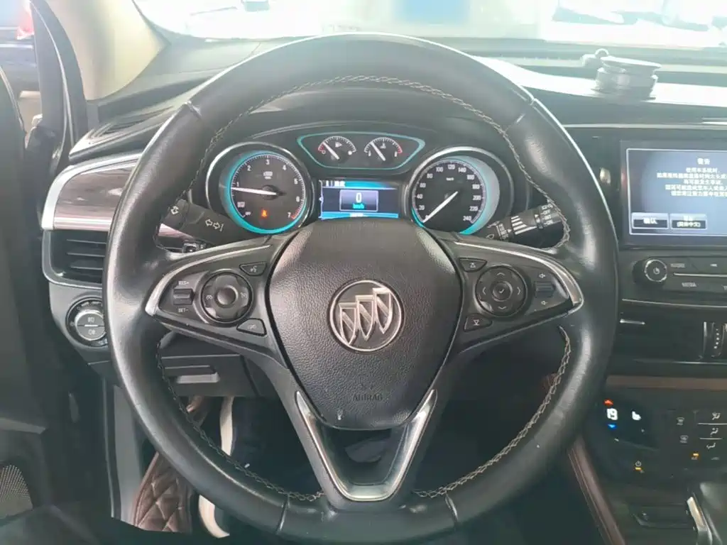 Buick Envision Plus 2016 — фото 11