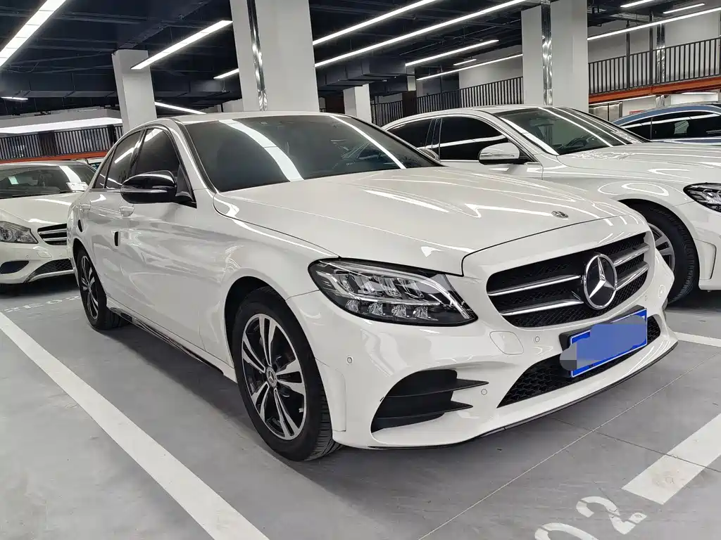 Mercedes-Benz C-Class 2020 — фото 3