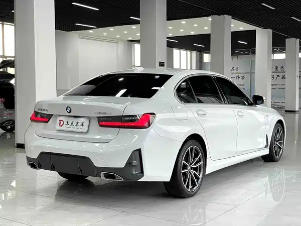 BMW 3 Series 2023