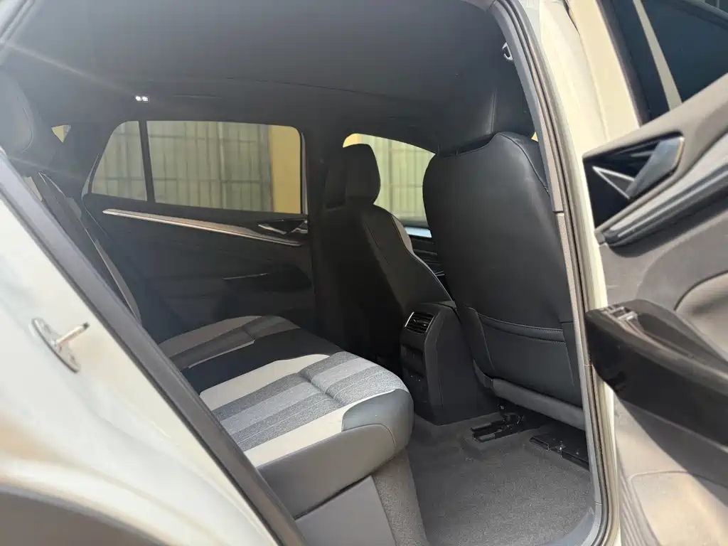 Volkswagen ID 4 CROZZ 2024