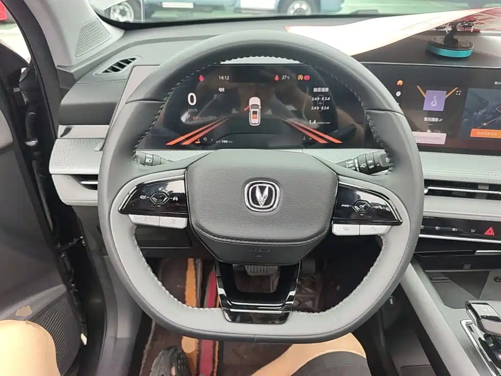 Changan CS75 PLUS 2022 — фото 11