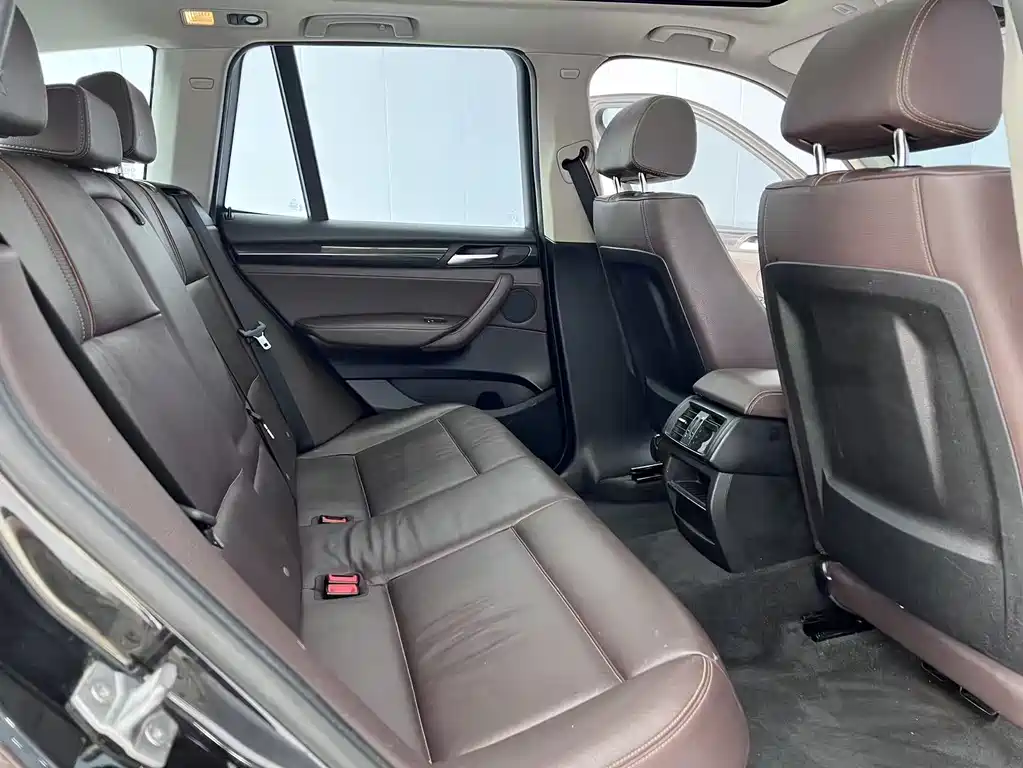 BMW X3 2015 — фото 11