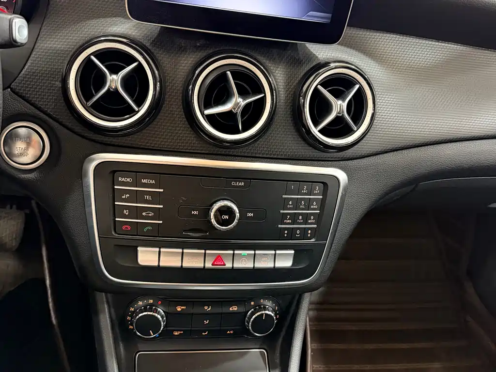 Mercedes-Benz GLA 2019 — фото 13