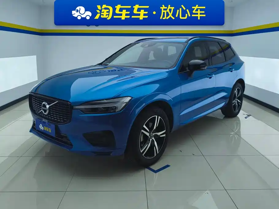 Volvo XC60 2021 — фото 1