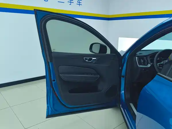 Volvo XC60 2021