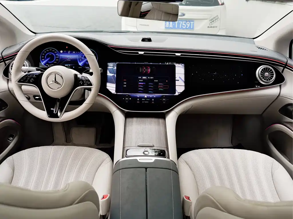 Mercedes-Benz EQS 2024 — фото 14