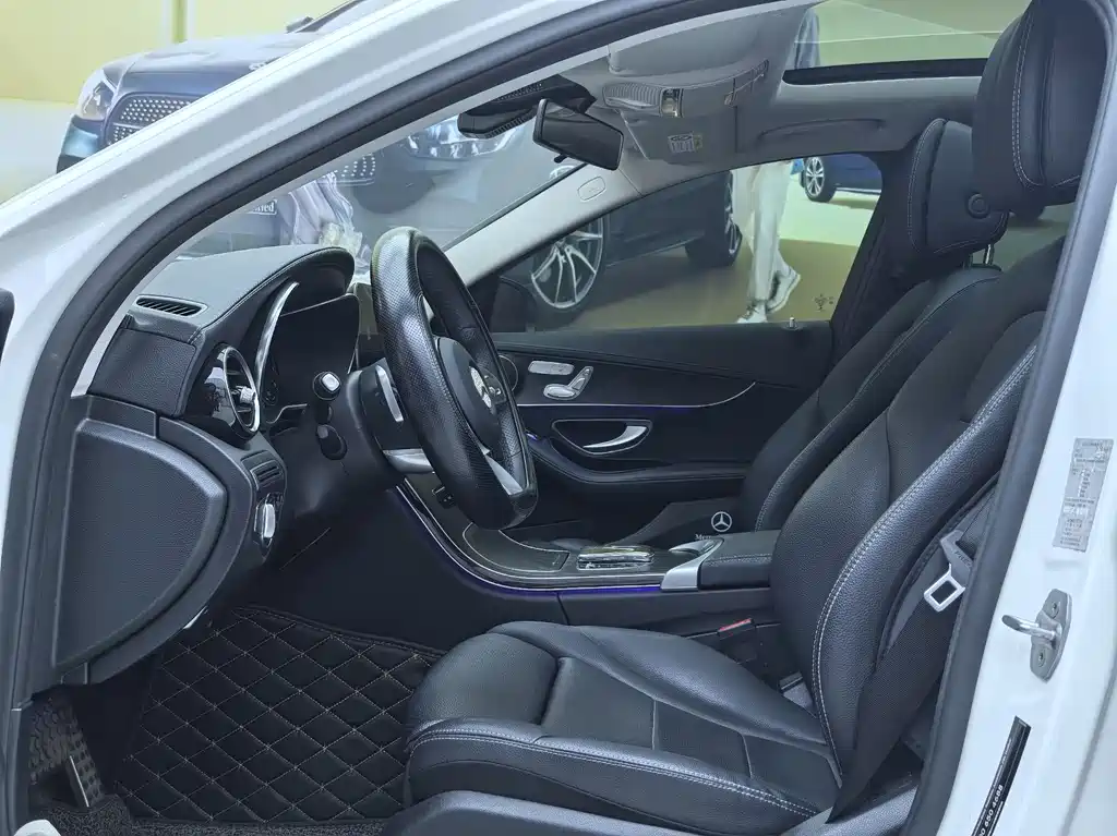 Mercedes-Benz C-Class 2020 — фото 9