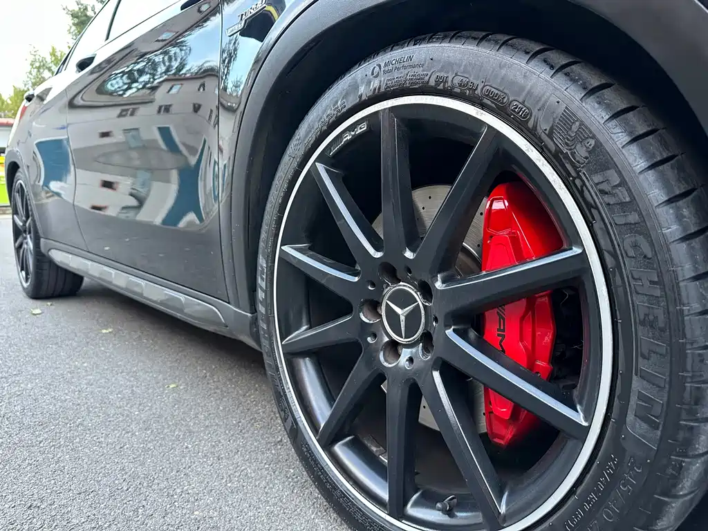 Mercedes-Benz GLA AMG 2015 — фото 14