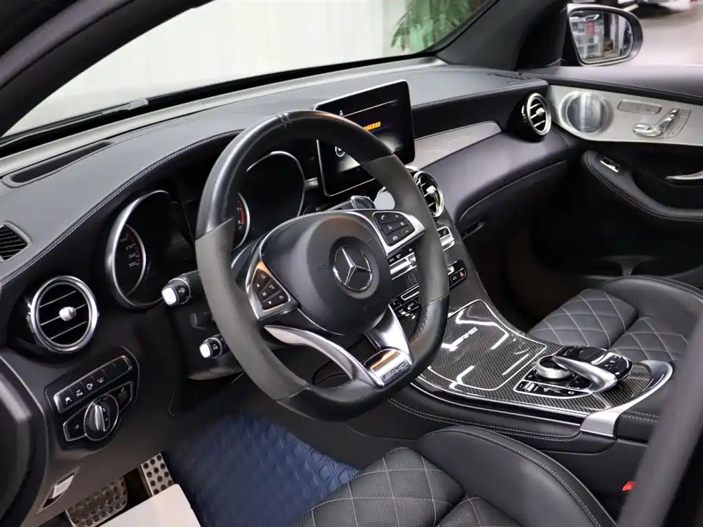 Mercedes-Benz GLC Coupe AMG 2019 — фото 10