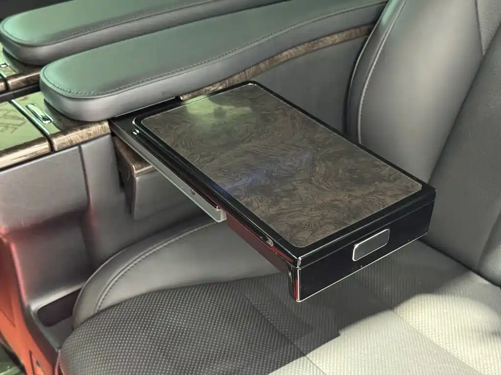 Toyota Vellfire 2021 — фото 24