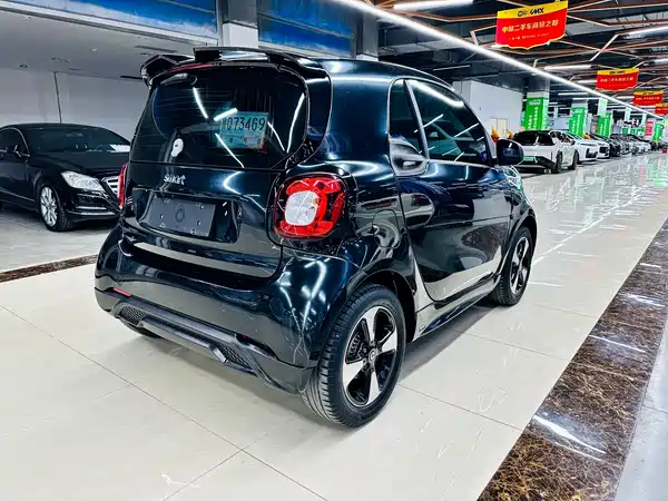 smart fortwo 2018
