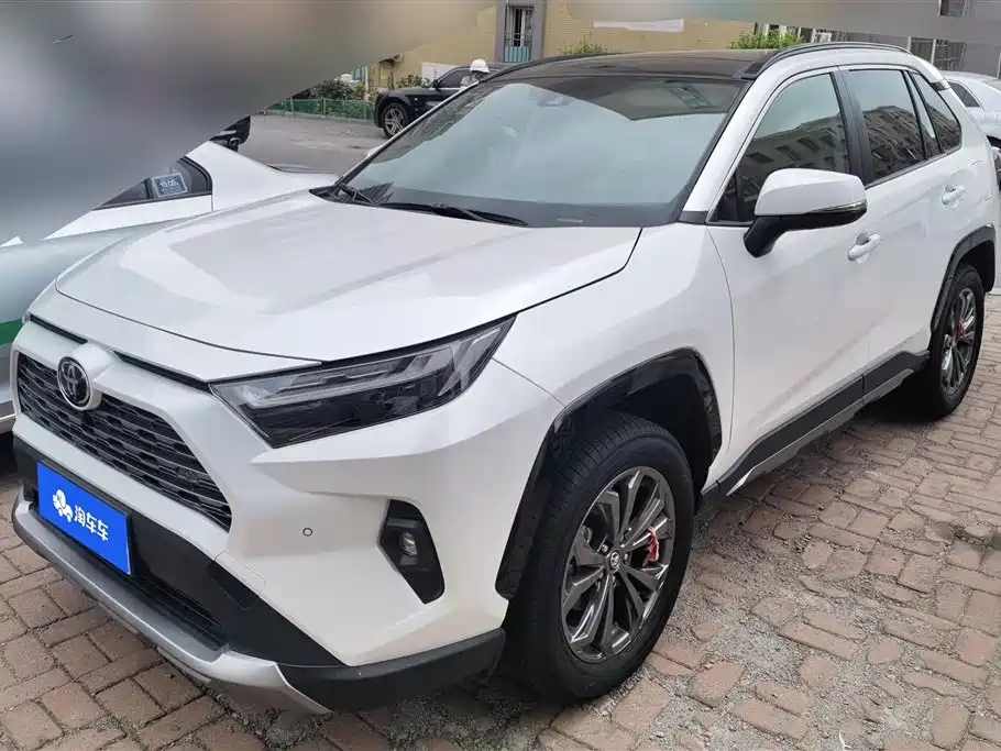 Toyota RAV4 2025