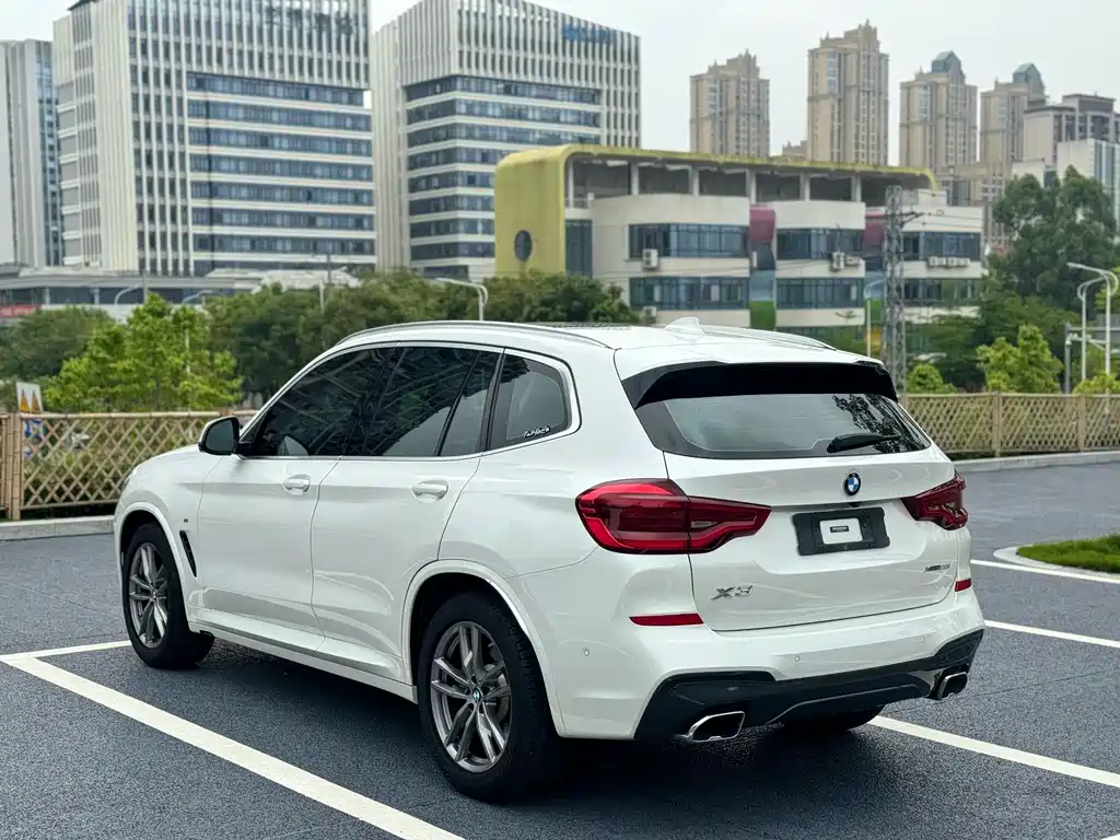 BMW X3 2021