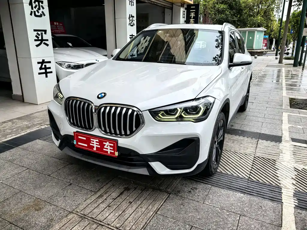 BMW X1 2020 — фото 4