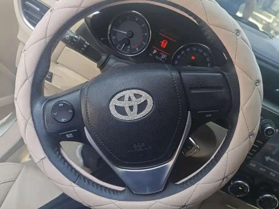 Toyota Corolla 2016 — фото 15
