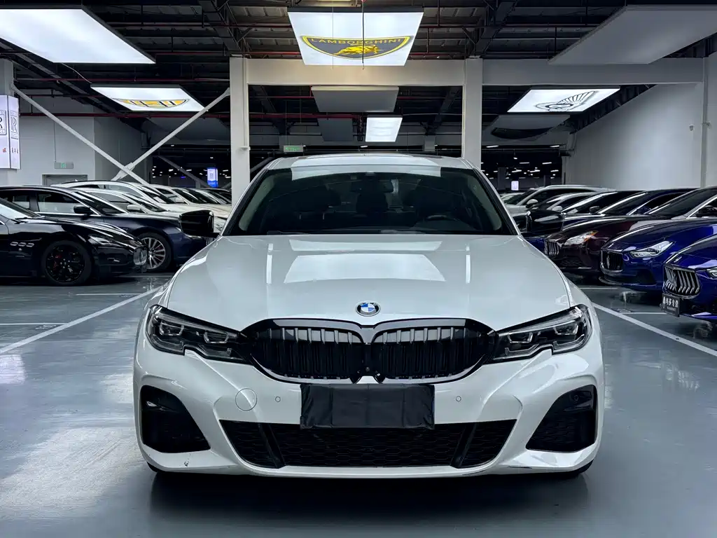BMW 3 Series 2021