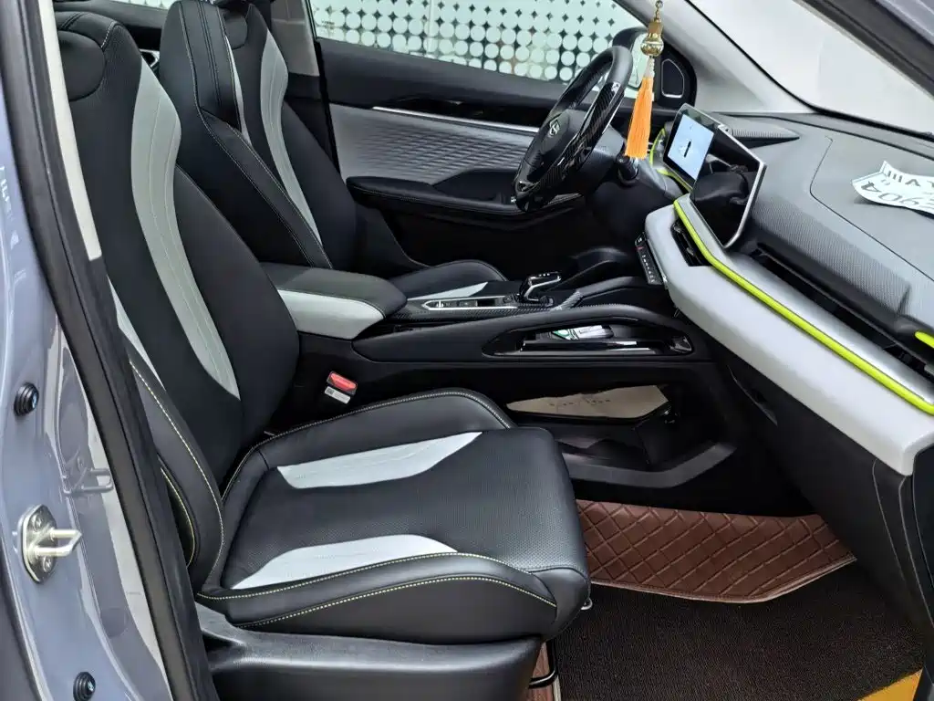 Geely Binyue 2022