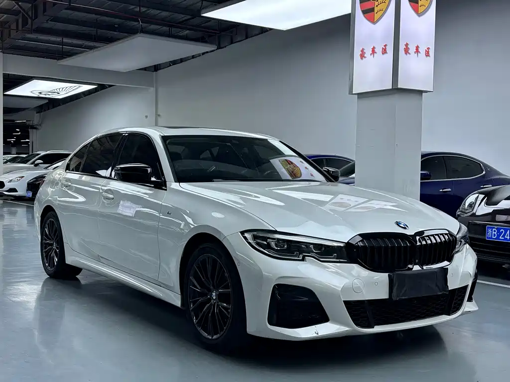 BMW 3 Series 2021