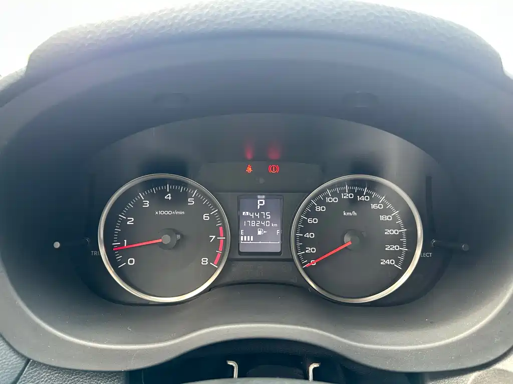 Subaru XV 2017 — фото 16
