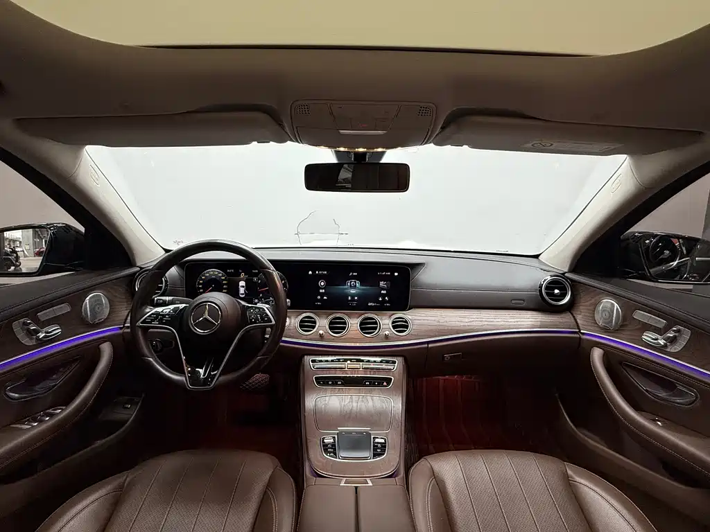 Mercedes-Benz E-Class 2022 — фото 5