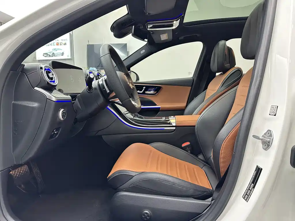 Mercedes-Benz C-Class 2021 — фото 10