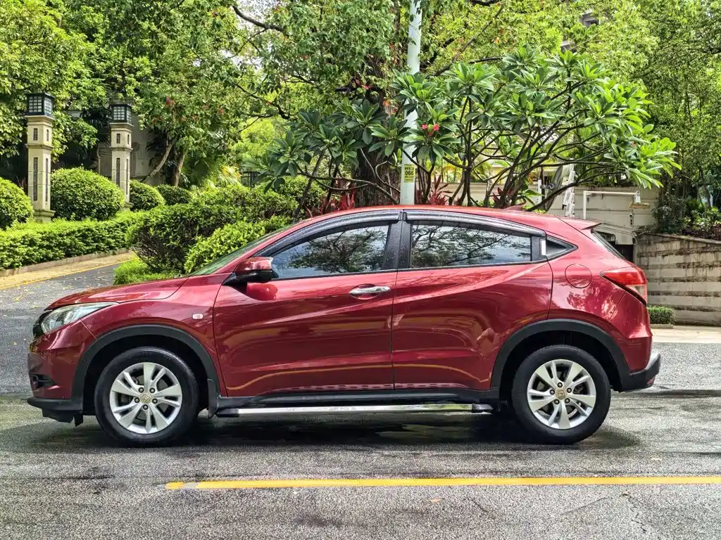 Honda Vezel 2015