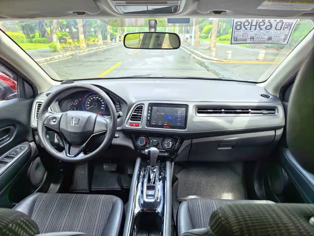 Honda Vezel 2015 — фото 14