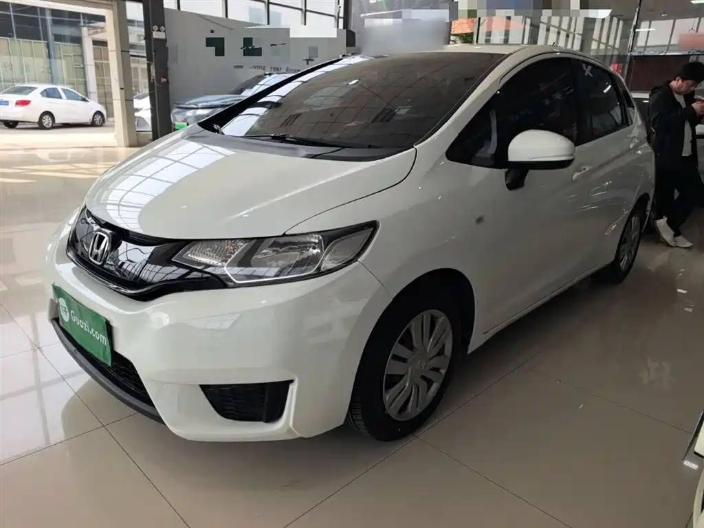 Honda Fit 2017 — фото 2