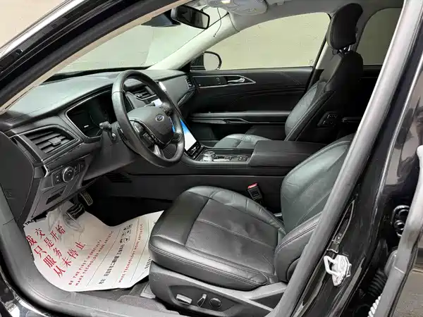 Ford Taurus 2019
