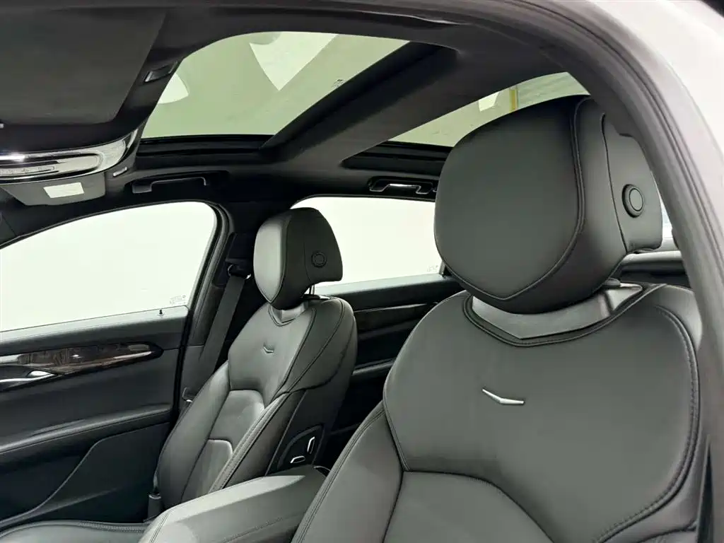 Cadillac CT6 2023 — фото 16