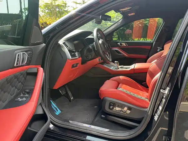 BMW X6 M 2022