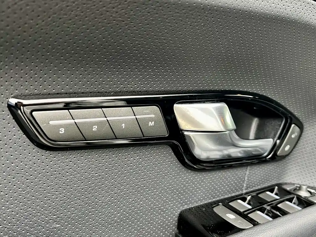 Land Rover Evoque 2014 — фото 11