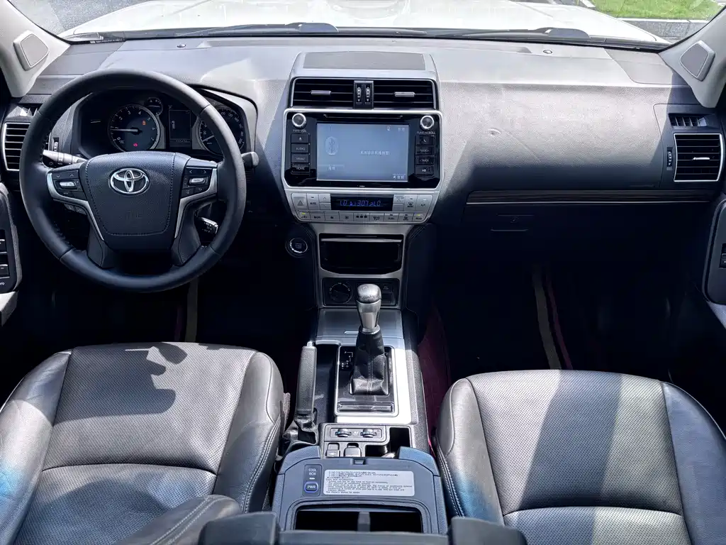 Toyota Prado 2018 — фото 6