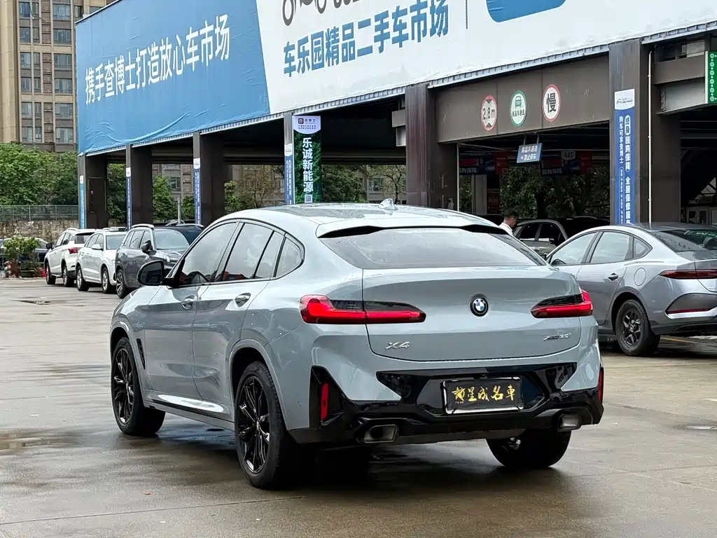 BMW X4 2022 — фото 20
