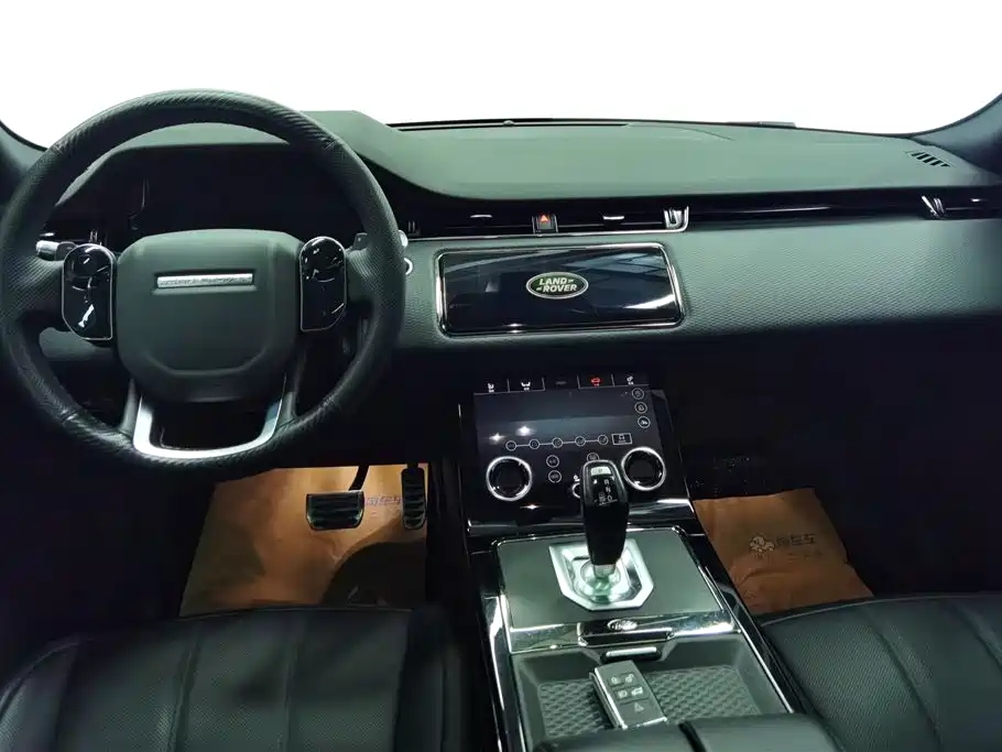 Land Rover Evoque 2021 — фото 12