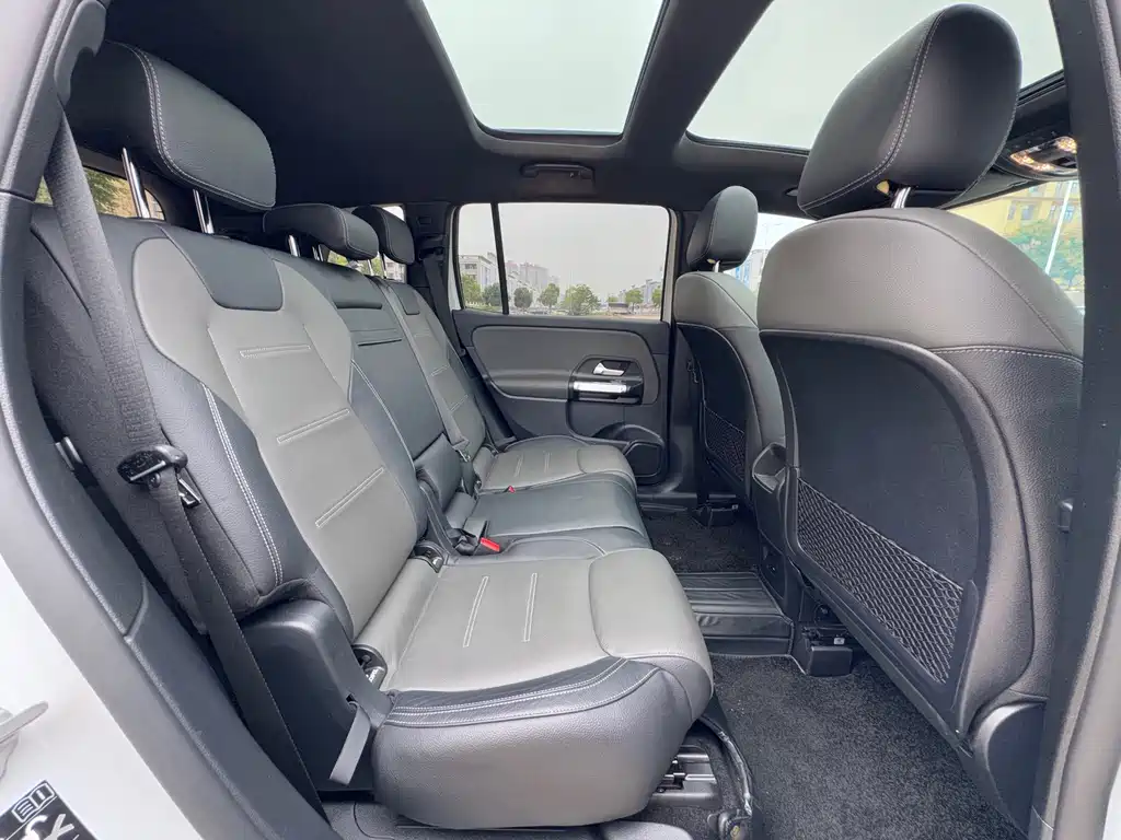 Mercedes-Benz GLB AMG 2022 — фото 17