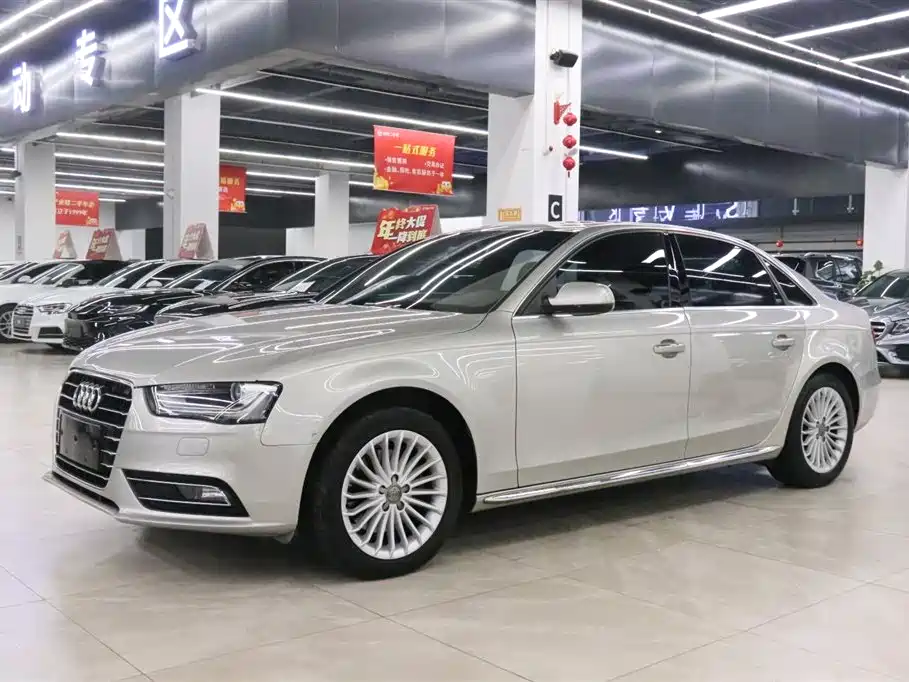 Audi A4L 2016 — фото 1
