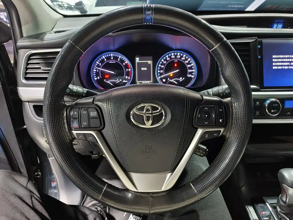 Toyota Highlander 2019 — фото 11