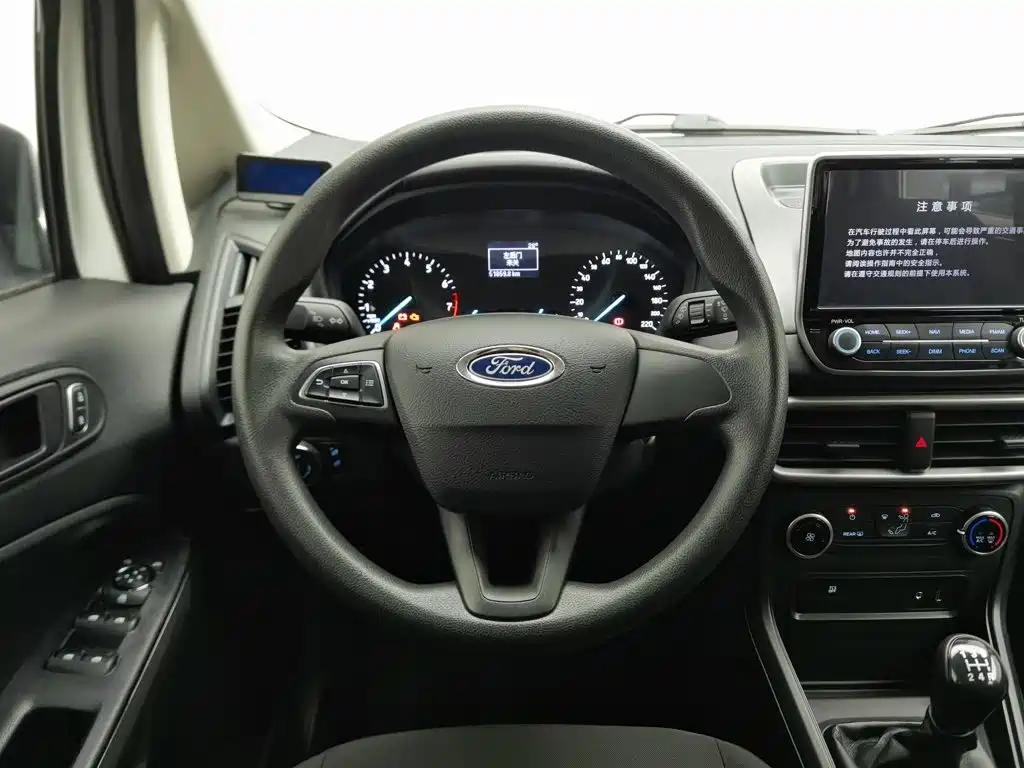 Ford EcoSport 2018 — фото 11