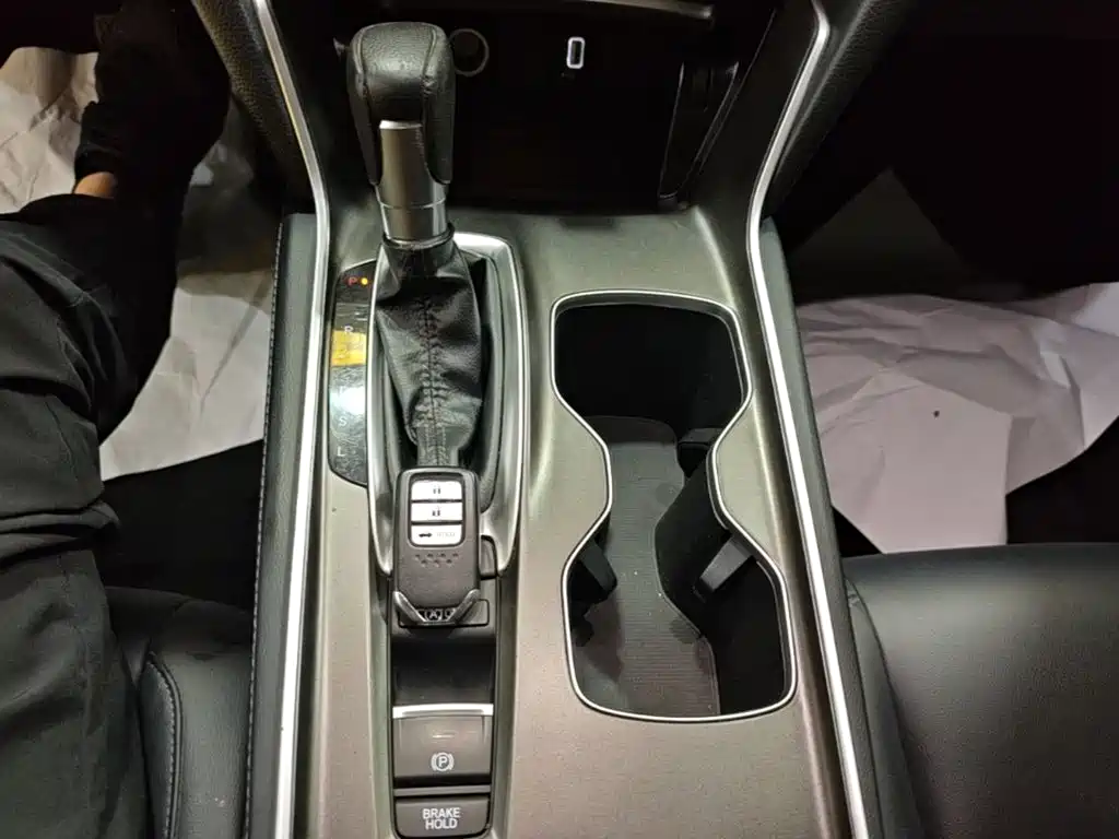 Honda Accord 2019 — фото 14
