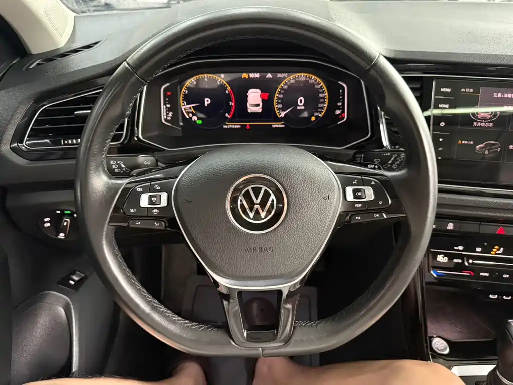Volkswagen T-Roc 2022 — фото 14