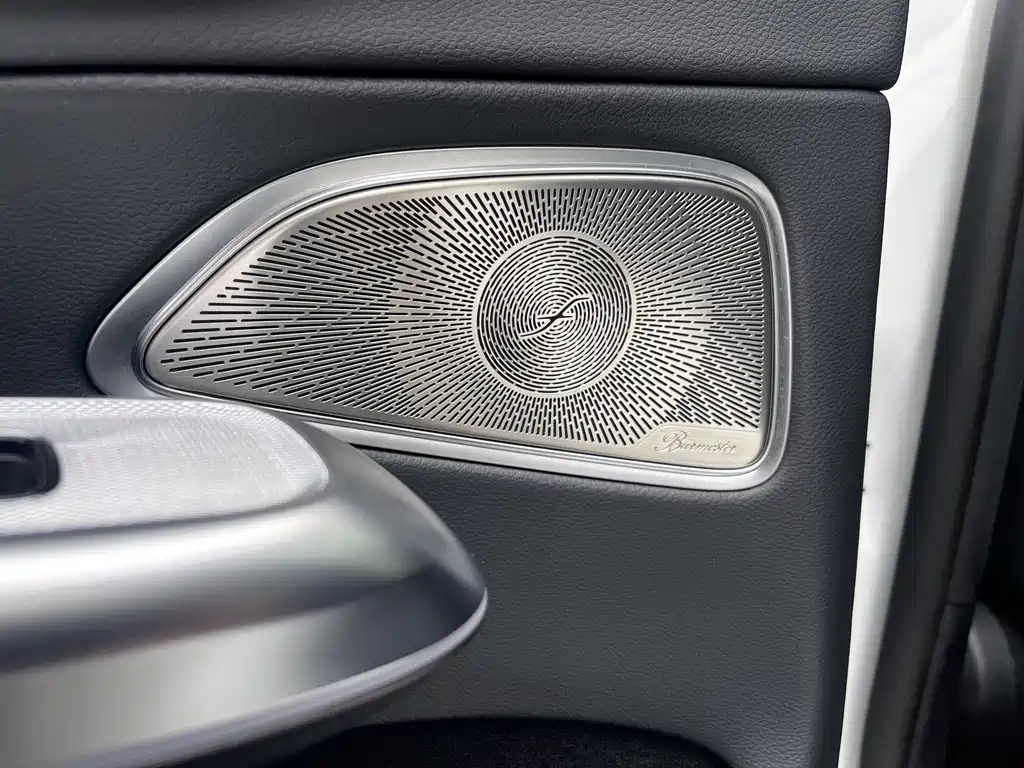 Mercedes-Benz E-Class 2024 — фото 16
