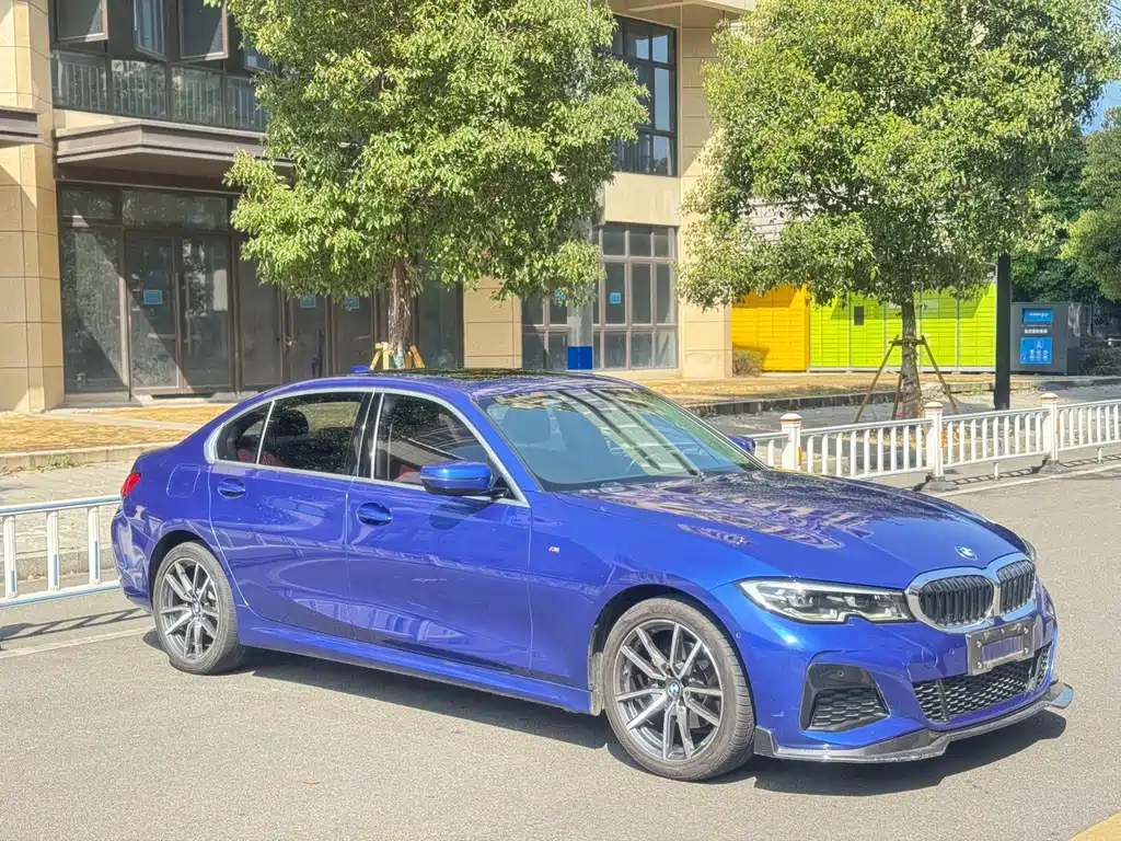 BMW 3 Series 2021