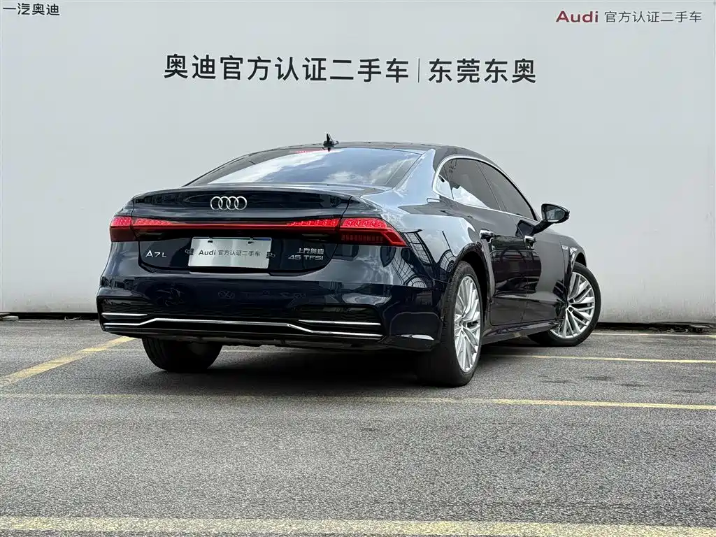 Audi A7L 2023 — фото 4