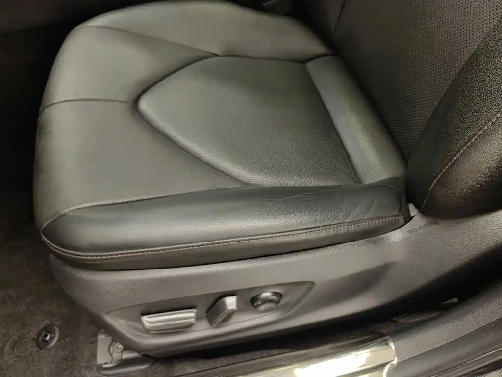 Toyota Camry 2022 — фото 20