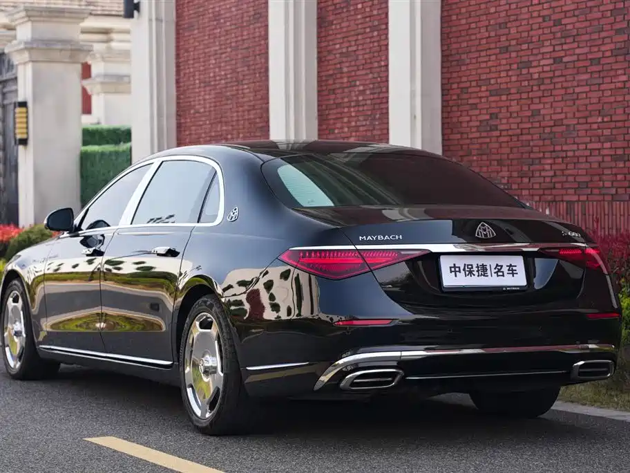 Mercedes-Benz Maybach S-Class 2022 — фото 21