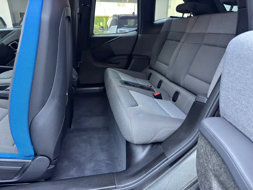 BMW i3 2017 — фото 18