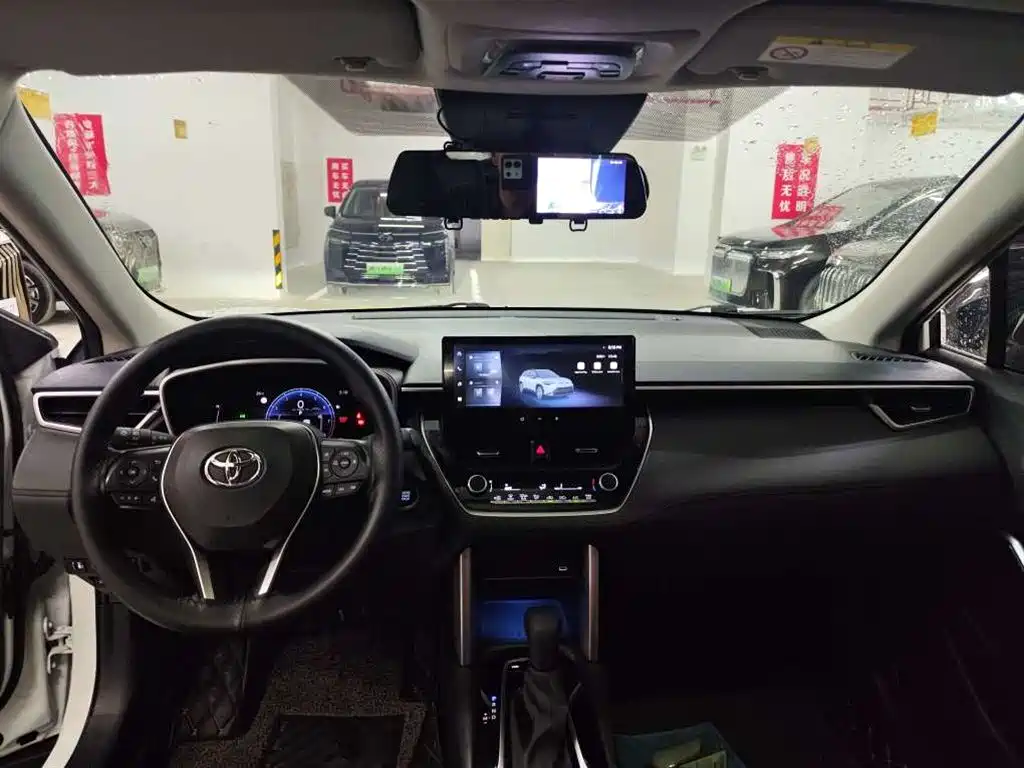 Toyota Frontlander 2023