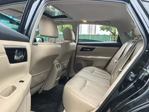 Nissan Teana 2016