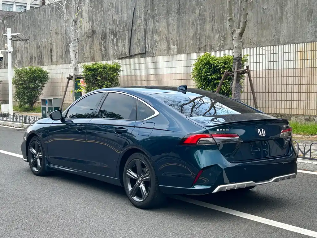 Honda Inspire 2023 — фото 7